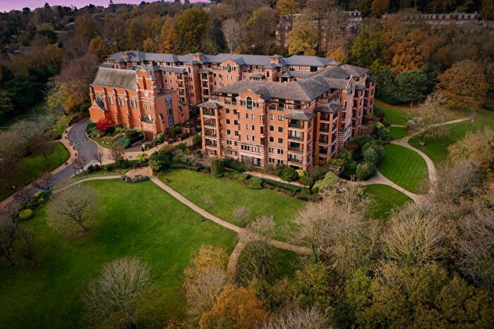 3 Bedroom Flat For Sale In Chasewood Park, Harrow On The Hill, Middlesex, HA1