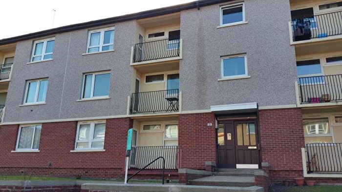 2 Bedroom Flat To Rent In Chamberlain Road, Glasgow, G13