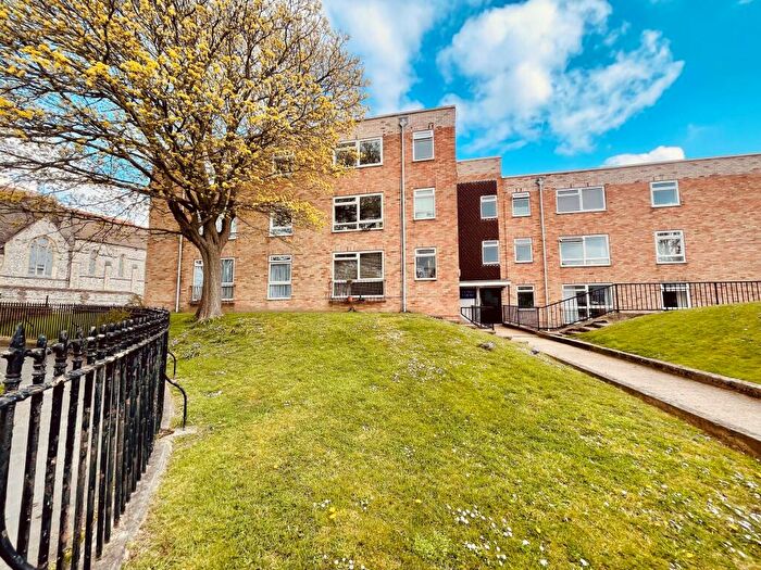 1 Bedroom Flat To Rent In Attree Court, Brighton, BN2