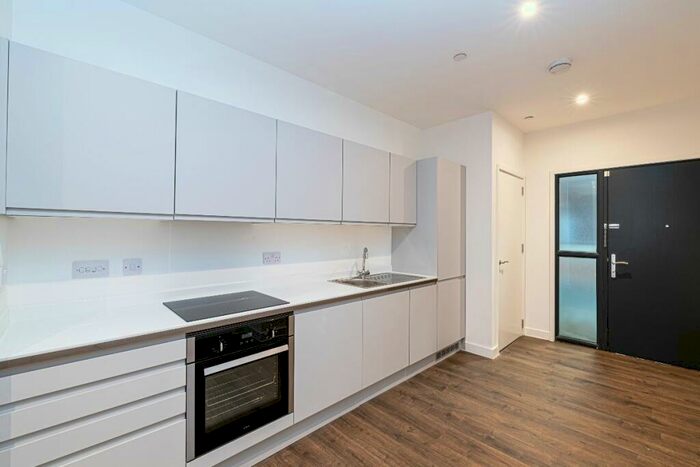 2 Bedroom Apartment To Rent In Flat, Printing Press House, School Street, M4