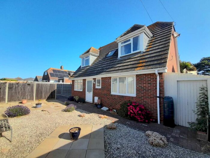 3 Bedroom Detached House To Rent In Grove Road, Selsey, PO20