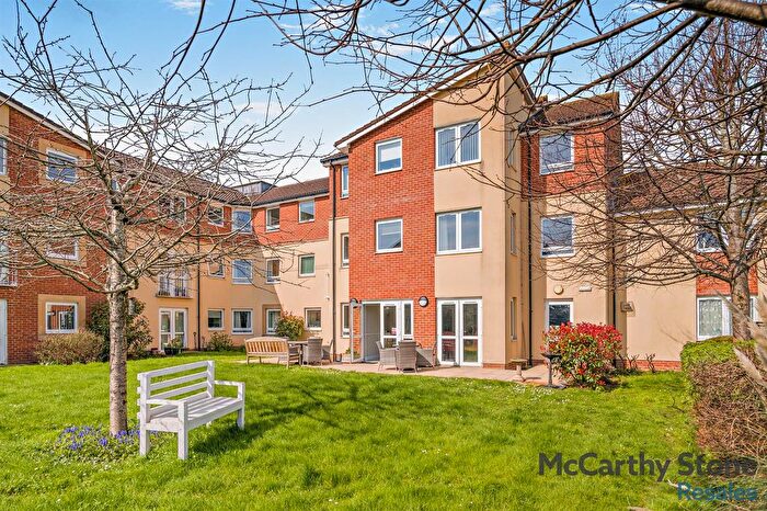 1 Bedroom Flat For Sale In Fussells Court, Station Road, Worle, Weston-Super-Mare, BS22