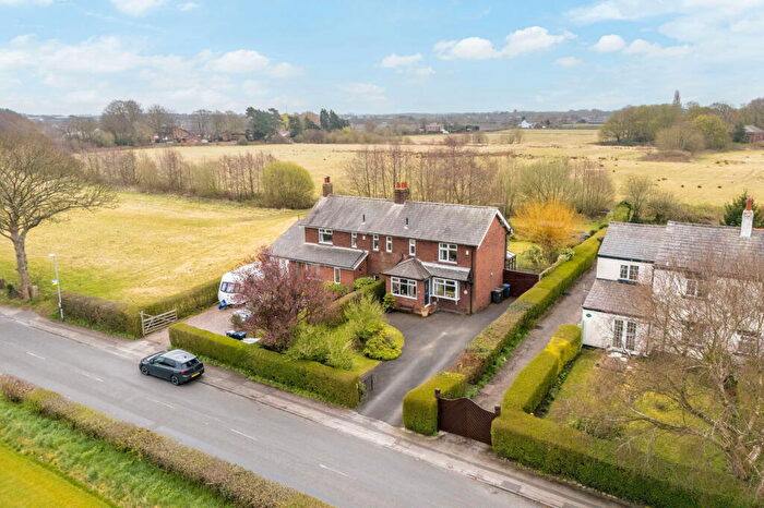 3 Bedroom Semi-Detached House For Sale In Smithy Lane, Aughton, Lancashire, L39