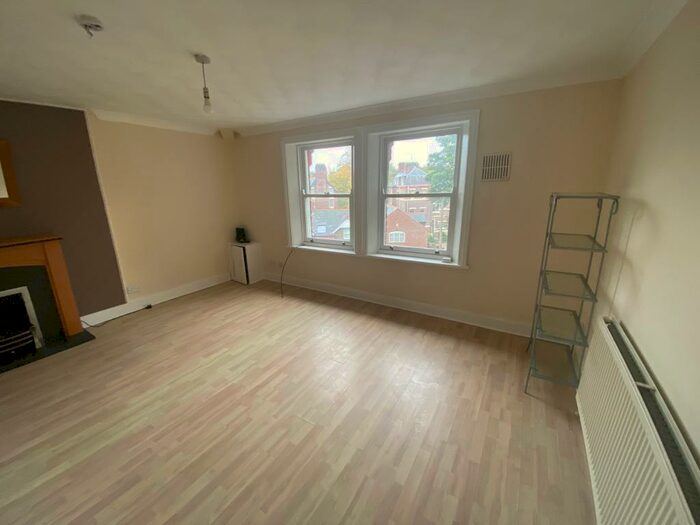 1 Bedroom Apartment To Rent In Ullet Road, L17