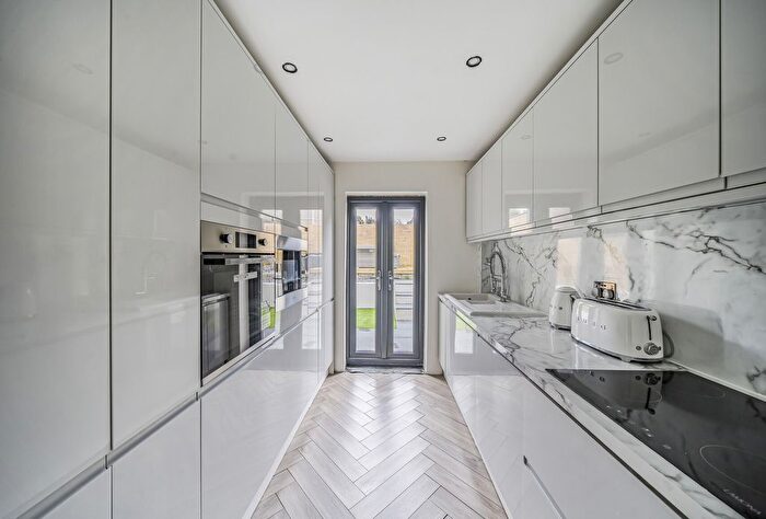 1 Bedroom Flat For Sale In Craydon Walk, Bristol, BS14