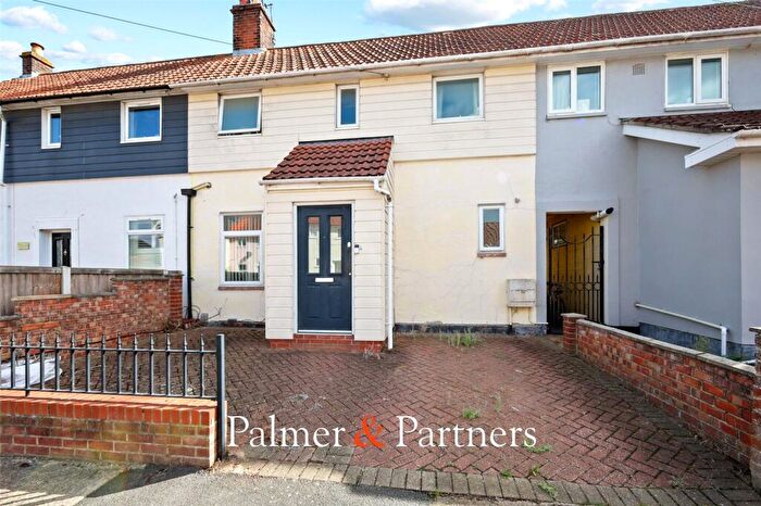 3 Bedroom Terraced House For Sale In Collingwood Road, Colchester, Essex, CO3