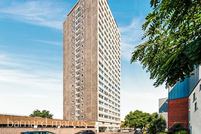 1 Bedroom Apartment For Sale In Austin Road, London, SW11