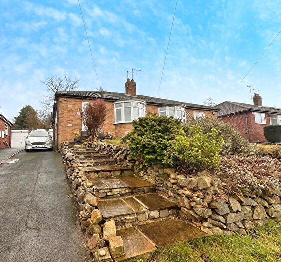 2 Bedroom Semi-Detached Bungalow For Sale In Woodhill Road, Leeds, LS16