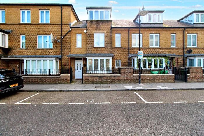 3 Bedroom Terraced House To Rent In Legion Terrace, London, E3