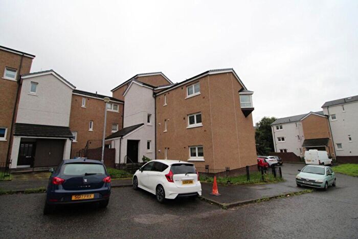 3 Bedroom Flat To Rent In Dunchattan Street, Glasgow, G31