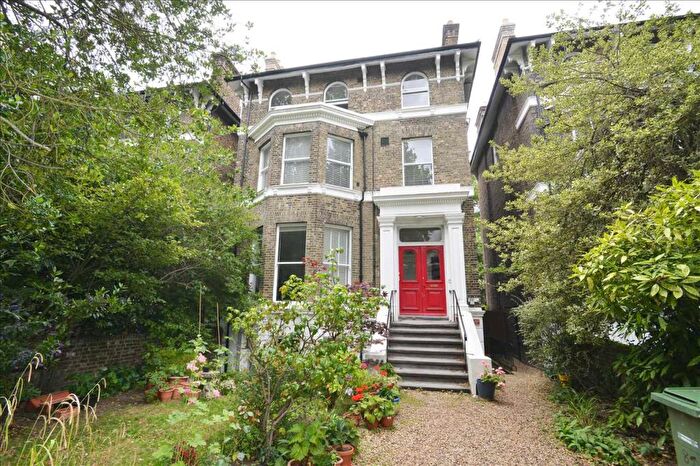 2 Bedroom Apartment To Rent In Beaconsfield Road, London, SE3