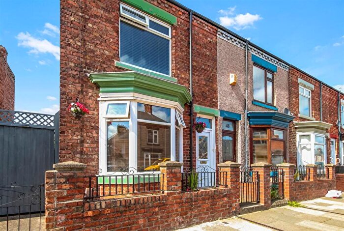 2 Bedroom End Of Terrace House For Sale In Lowson Street, Darlington, DL3