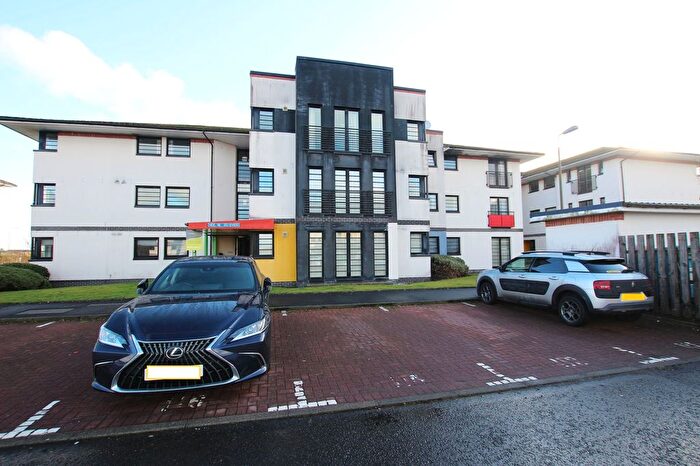 2 Bedroom Flat For Sale In Whiteside Court, Bathgate, EH48