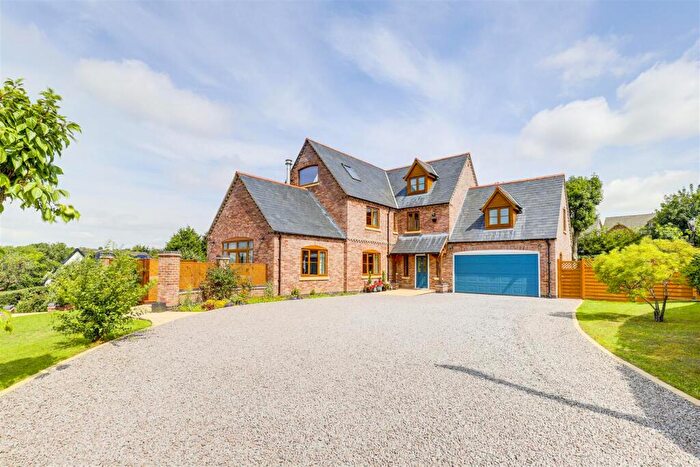 4 Bedroom Detached House For Sale In Nottingham Road, Selston, Nottinghamshire, NG16