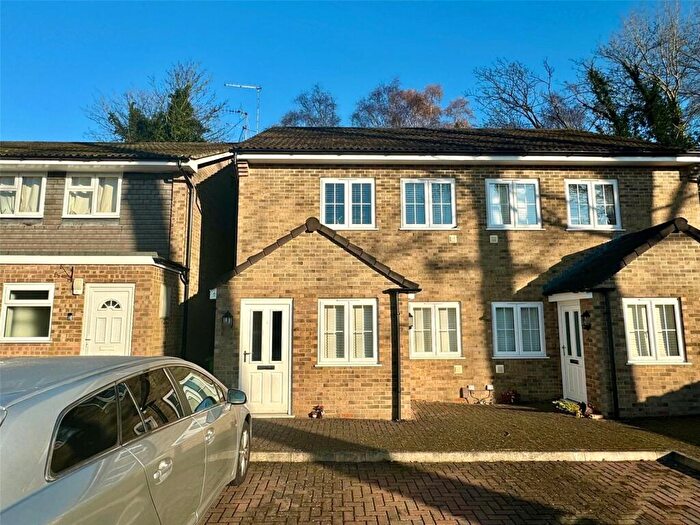 2 Bedroom Terraced House To Rent In Sullivan Close, Farnborough, Hampshire, GU14