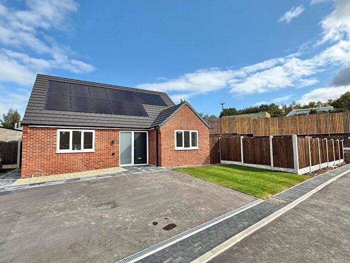 2 Bedroom Bungalow For Sale In Orchard Croft, Royston, Barnsley, S71