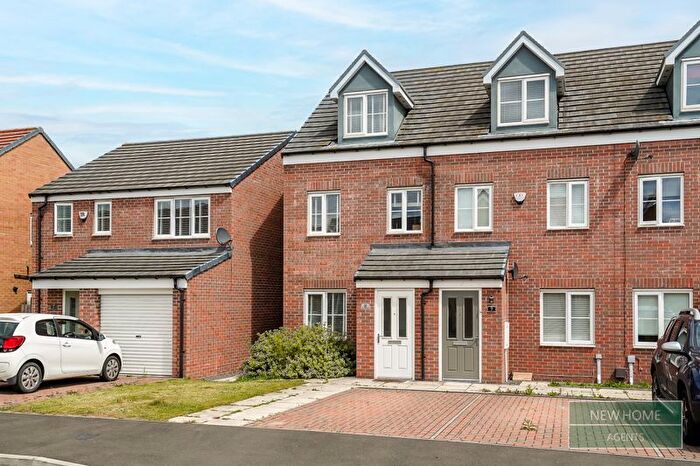 3 Bedroom End Of Terrace House For Sale In Greenfield Way, Houghton Le Spring, DH4