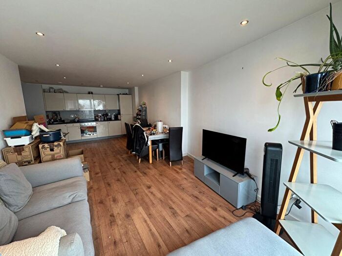 2 Bedroom Property To Rent In Princes Parade, Liverpool, L3