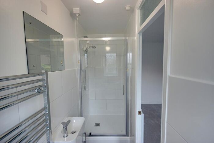 2 Bedroom Apartment To Rent In Old Manor Lawns, Long Lane, Beverley, HU17