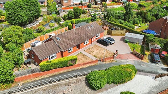 5 Bedroom Detached Bungalow For Sale In Cockshutt Road, Oakengates, TF2
