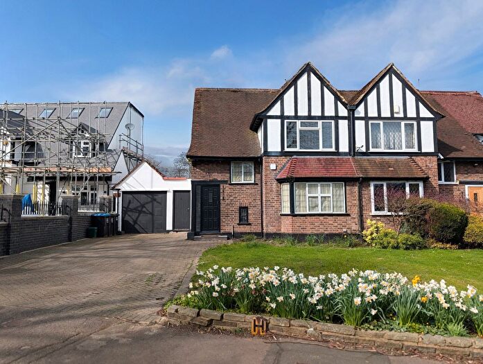 4 Bedroom Semi-Detached House To Rent In Lancaster Avenue, Hadley Wood, EN4