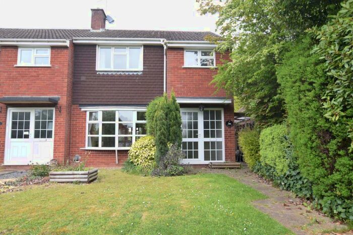 3 Bedroom House To Rent In Church Lees Bishops Tachbrook, CV33