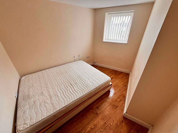 1 Bedroom Flat To Rent In Pearl Street, D, Cardiff, CF24