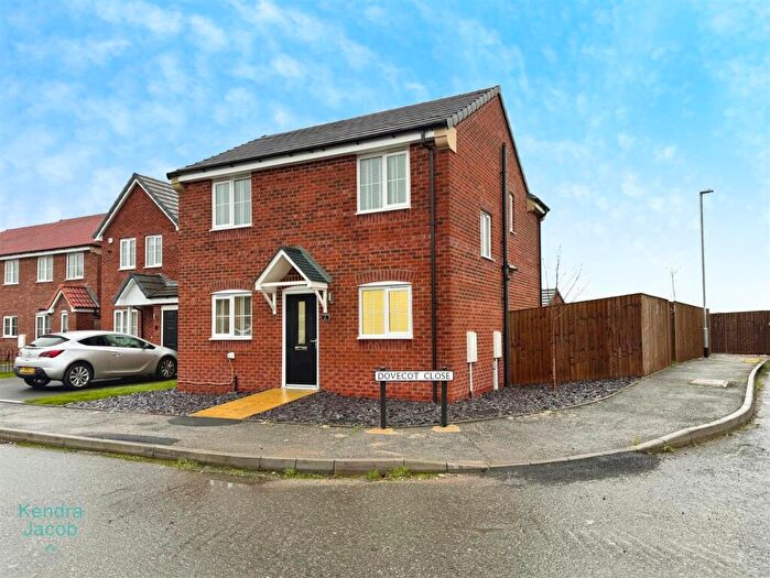 3 Bedroom Detached House For Sale In Dovecot Close, Worksop, S81