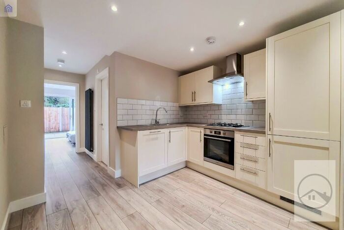 1 Bedroom Ground Flat To Rent In Glebe Avenue, Mitcham, Surrey, CR4