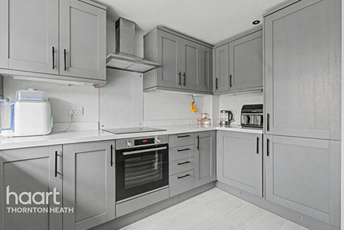 2 Bedroom End Of Terrace House For Sale In St Lukes Close, London, SE25