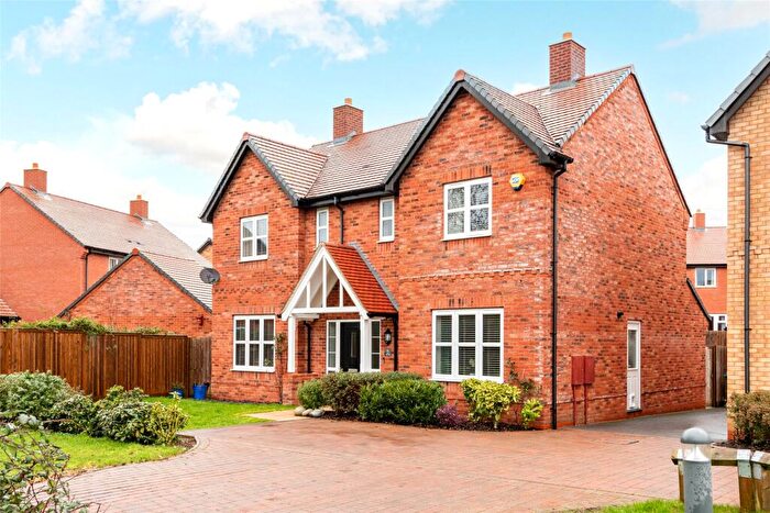 4 Bedroom Detached House For Sale In Minter Rise, Winslow, Buckinghamshire, MK18