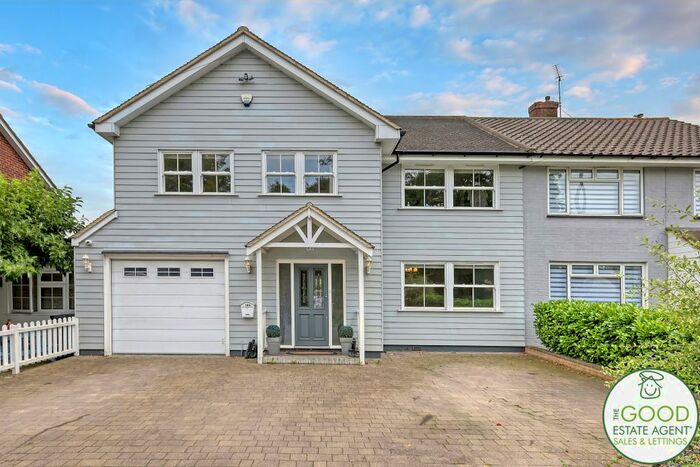 5 Bedroom Semi-Detached House To Rent In Lambourne Road, Chigwell, IG7
