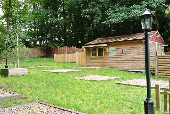 1 Bedroom Property To Rent In Callow Hill, Virginia Water, GU25