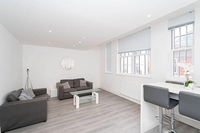 1 Bedroom Flat To Rent In High Street, Watford, Watford, WD17