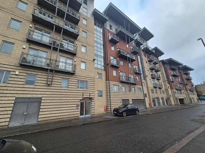 2 Bedroom Flat To Rent In Low Street, Sunderland, SR1
