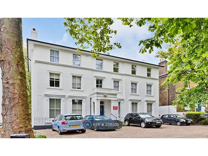 3 Bedroom Flat To Rent In Denmark Hill, London, SE5