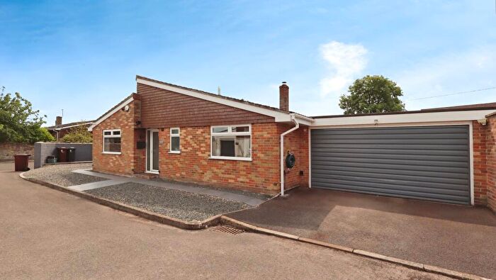 3 Bedroom Bungalow For Sale In Kirle Gate, Meare, BA6