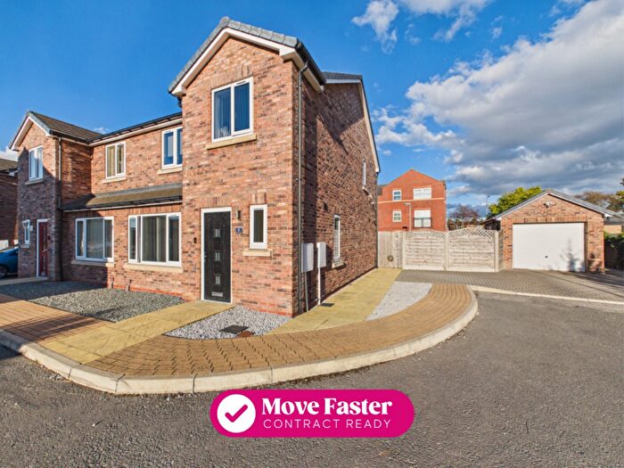 3 Bedroom Semi-Detached House For Sale In Teasdale Close, Hull, East Riding Of Yorkshire, HU5