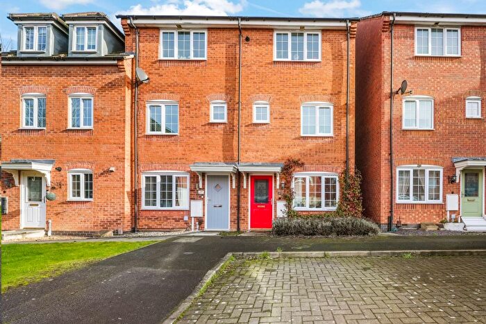 3 Bedroom End Terrace House For Sale In Shaw Gardens, Gedling, Nottingham, Nottinghamshire, NG4