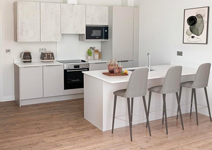 2 Bedroom Flat For Sale In Furlong Road, Bourne End, SL8