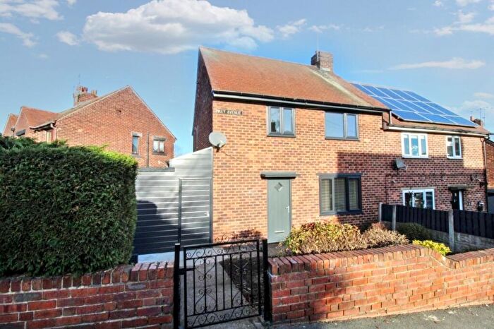 3 Bedroom Semi Detached House For Sale In Key Avenue, Hoyland, Barnsley, S74