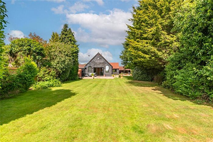 4 Bedroom Detached House For Sale In Old Battens Barn, Ermin Street, Lambourn Woodlands, Hungerford, RG17