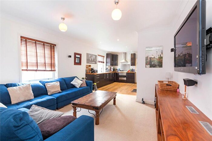 1 Bedroom Flat To Rent In De Walden House, Allitsen Road, NW8