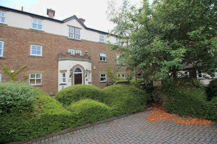 2 Bedroom Apartment To Rent In Kielder Close, Killingworth, Newcastle Upon Tyne, NE12