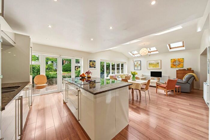 5 Bedroom Detached House For Sale In Boxley Drive, West Bridgford, NG2