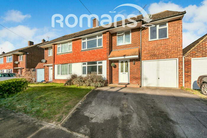 4 Bedroom Semi-Detached House To Rent In Silverdale Road, Earley, RG6