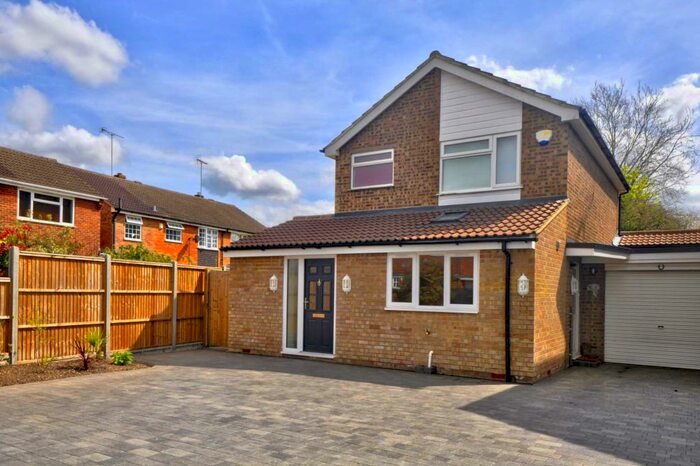 3 Bedroom Detached House To Rent In Conway Close, Loudwater, HP10