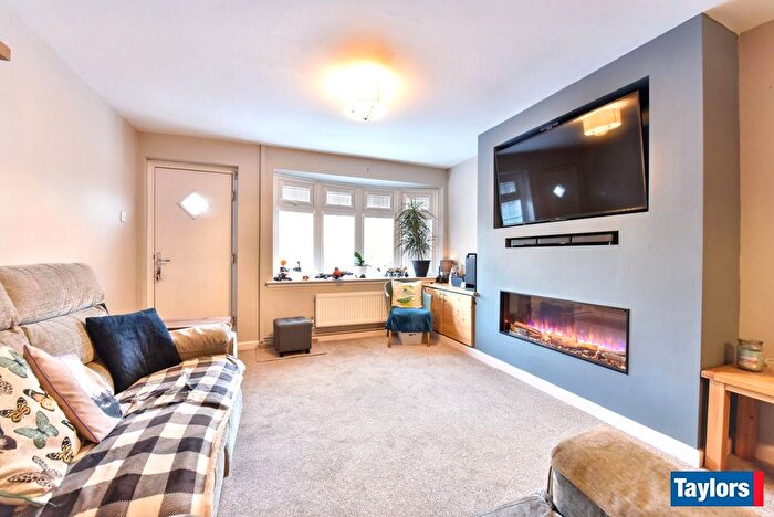 3 Bedroom Terraced House For Sale In Kingswinford, Mount Pleasant, DY6