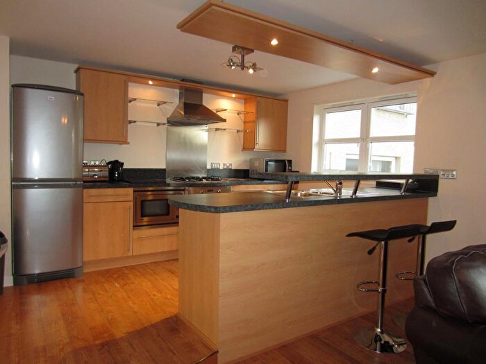 2 Bedroom Flat To Rent In Affleck Street, Aberdeen, AB11