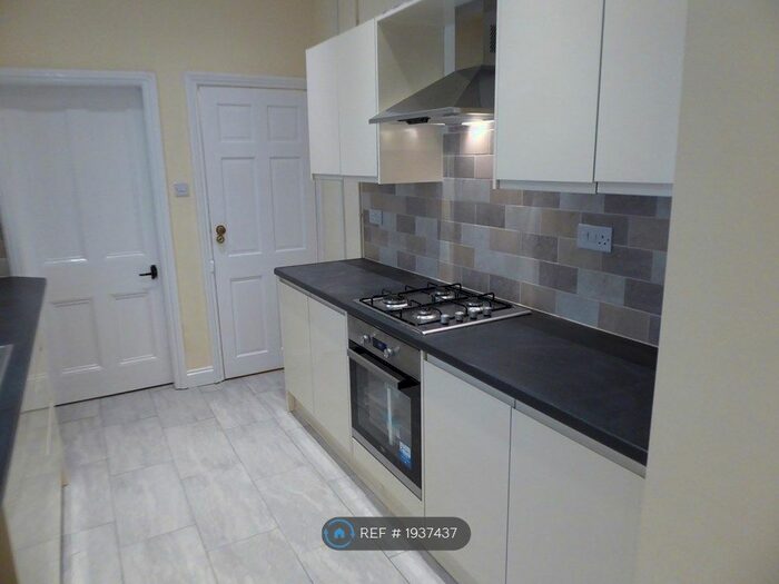 3 Bedroom End Of Terrace House To Rent In Liddle Street, Stoke, ST4